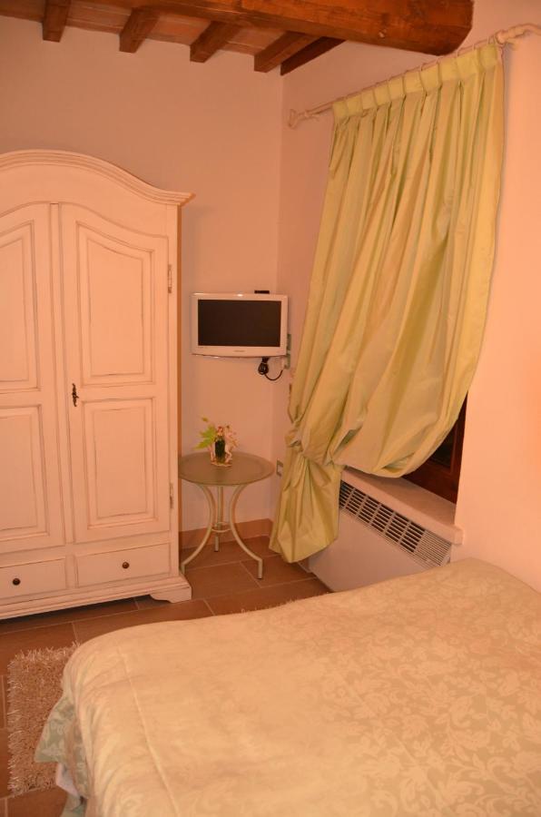 Locanda Delle Fate San Giovanni In Marignano Camera foto